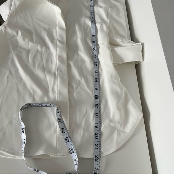 Aritzia BABATON BELLO BUTTON UP size 2XS - Picture 15 of 15